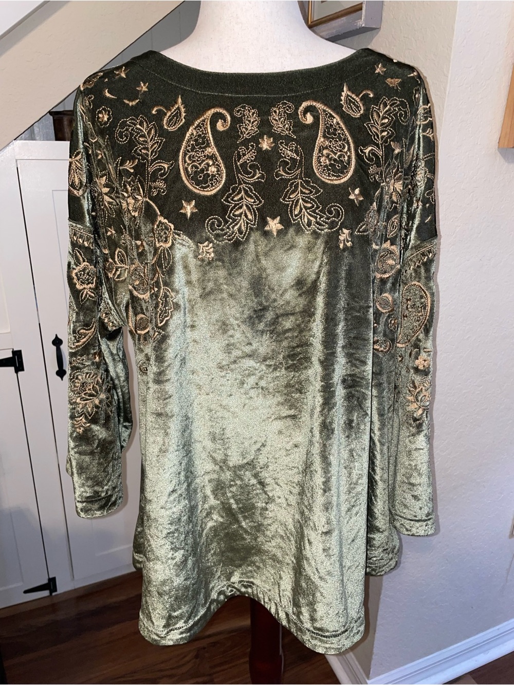 Soft Surroundings Helena Velvet Tunic Top Olive Green Embroidered Paisley XL